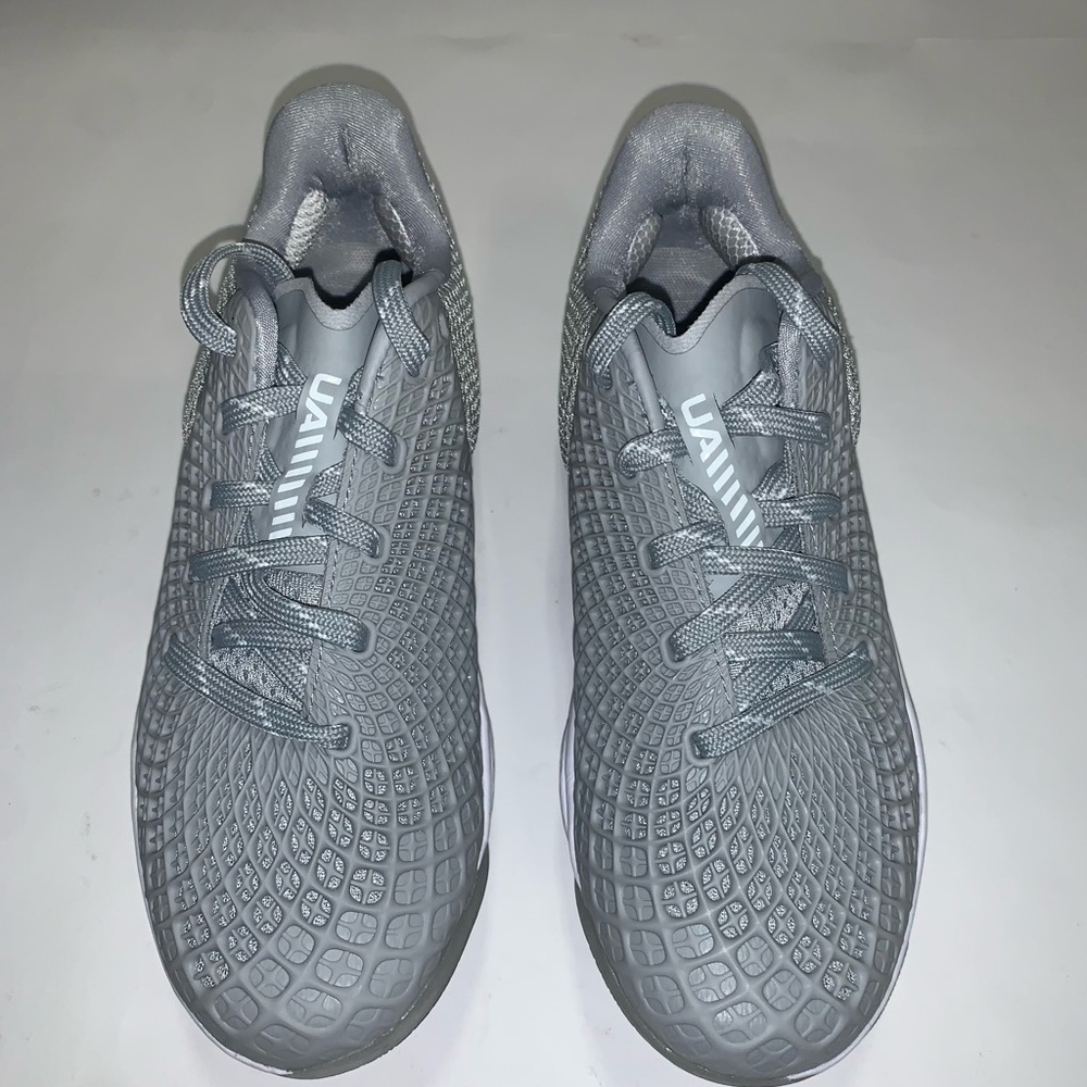 Under Armour Womens Glyde 2 MT Softball Cleats 3026601-102 Gray Silver Size 5.5